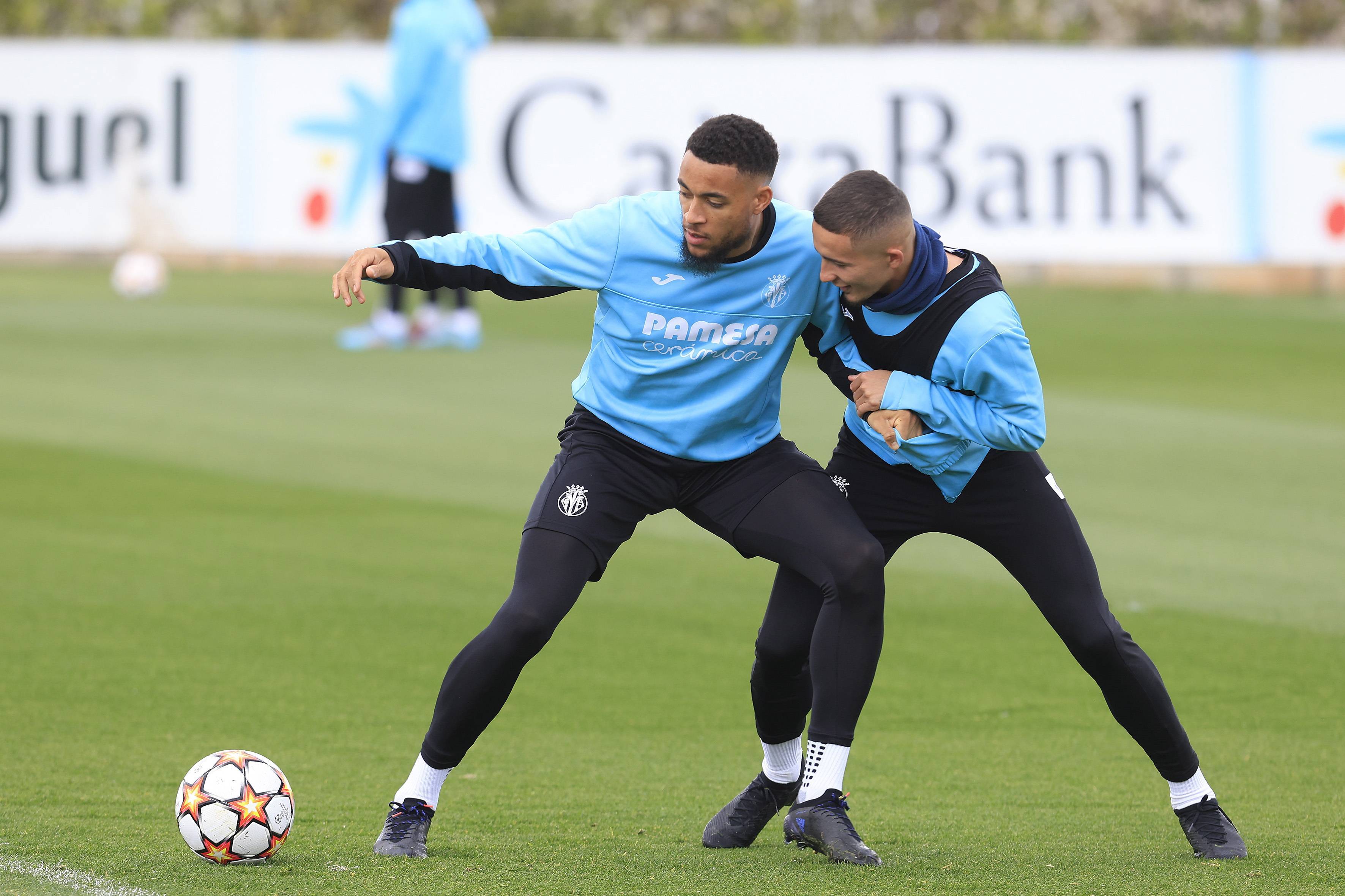 开云登录入口地址-比利亚雷亚尔内部会议纪要流出：今晨战术微调，法国杯使命明确，医务组通报恢复的简单介绍