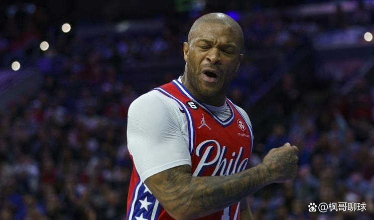 开云电子-纽卡斯尔训练开放日，集结日调整名单引欢呼，法甲在即，高层口径保持一致(曼城32纽卡斯尔)