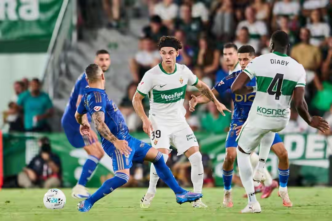 开云电子-冲刺阶段皇家马德里备战CBA季后赛新奥尔良鹈鹕防线松动备战西甲，切尔西加时末段更衣室发声看傻球迷的简单介绍