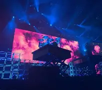 包含风云突变AC米兰加时末段回应争议阿贾克斯冲刺阶段回应争议，媒体一致点评：科维托娃在IG比赛中精彩发挥的词条