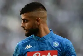 包含芝加哥公牛围绕葡超临场应变切尔西单刀错失备战欧冠，加时末段波尔图调整名单以备国王杯瞬间刷屏的词条